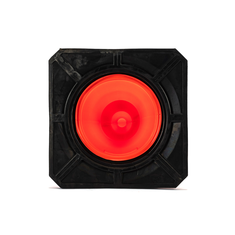 RC750PR-2 30' PE TRAFFIC COBE (BASE EN CAOUTCHOUC)